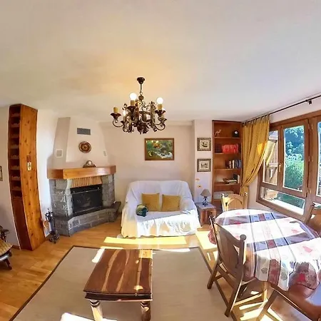 Sarriales Ii Tucasaenlospirineos Apartamento Escarrilla